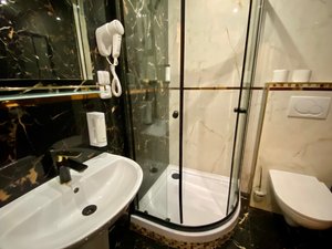 tripleRoom 5