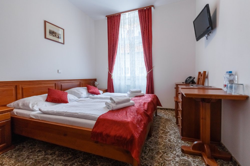 accommodation-double-room4