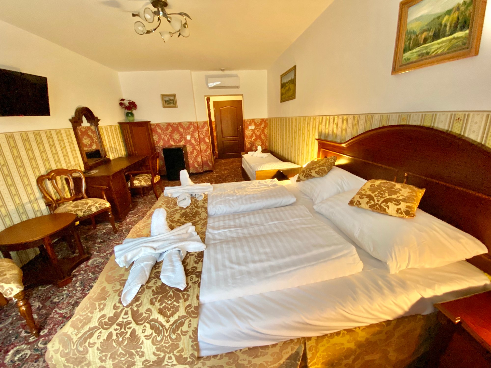 accommodation-standard-room4